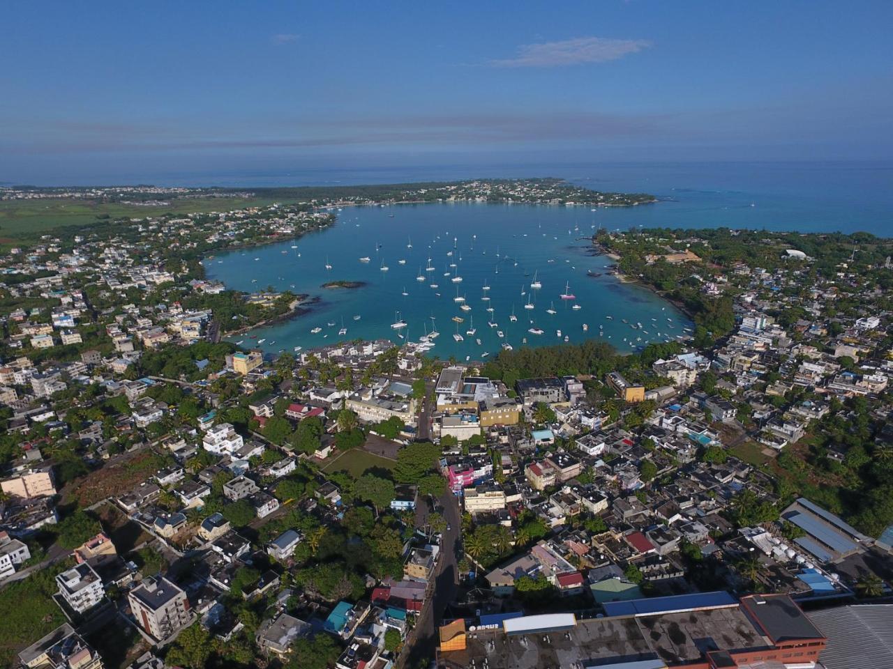 Sea & City View Luxury Apartment Port Louis Eksteriør bilde